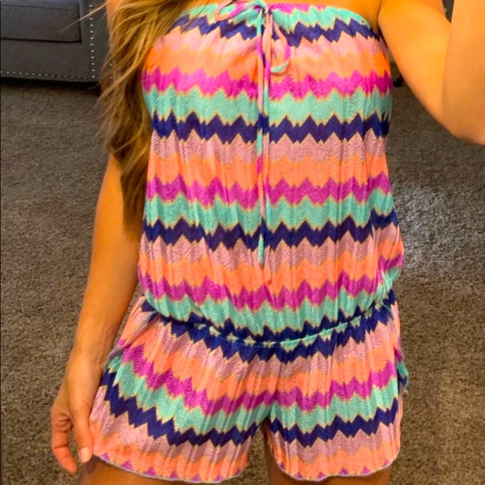 Victoria's Secret Coverup Chevron Romper M halter